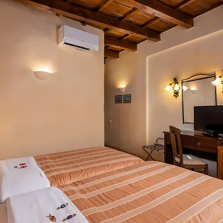 מלון Palazzino Di Corina 4*