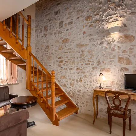 מלון Palazzino Di Corina