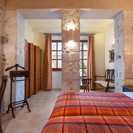 Palazzino Di Corina מלון העיירה רתימנו
