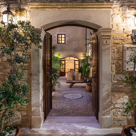Palazzino Di Corina 4* העיירה רתימנו
