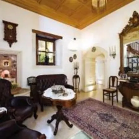 Palazzino Di Corina מלון 4*